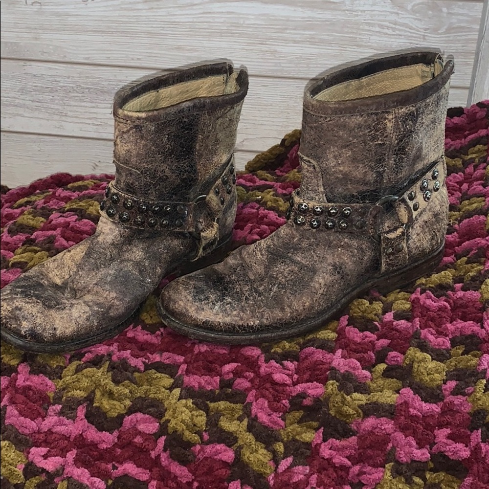 Frye Distressed Harness Studded Booties so 8 1/2